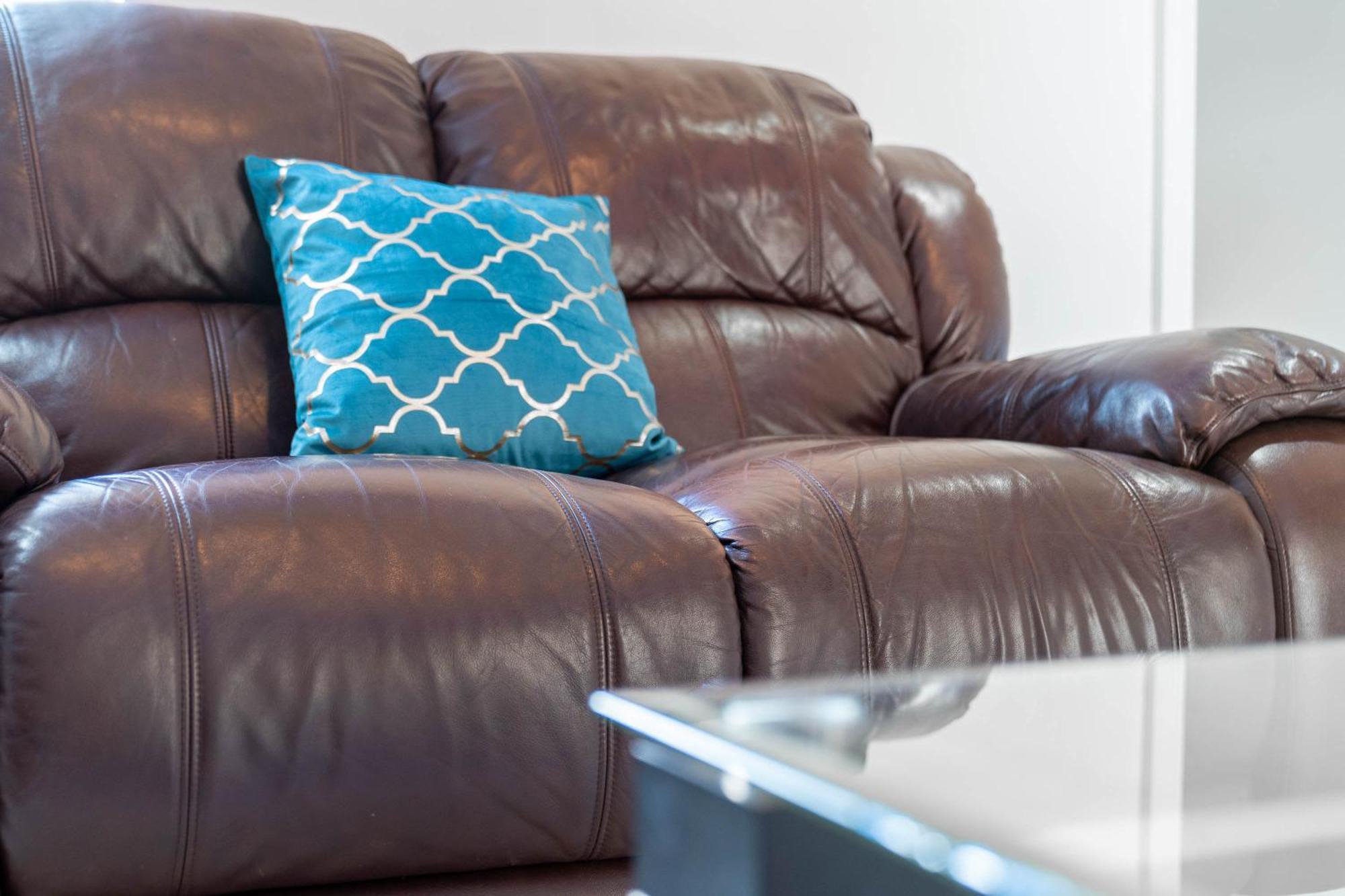 Five Bedroom Townhouse - Near City Centre - Edgbaston - On Street Parking - Wifi - Netflix - 974P Birmingham Bagian luar foto